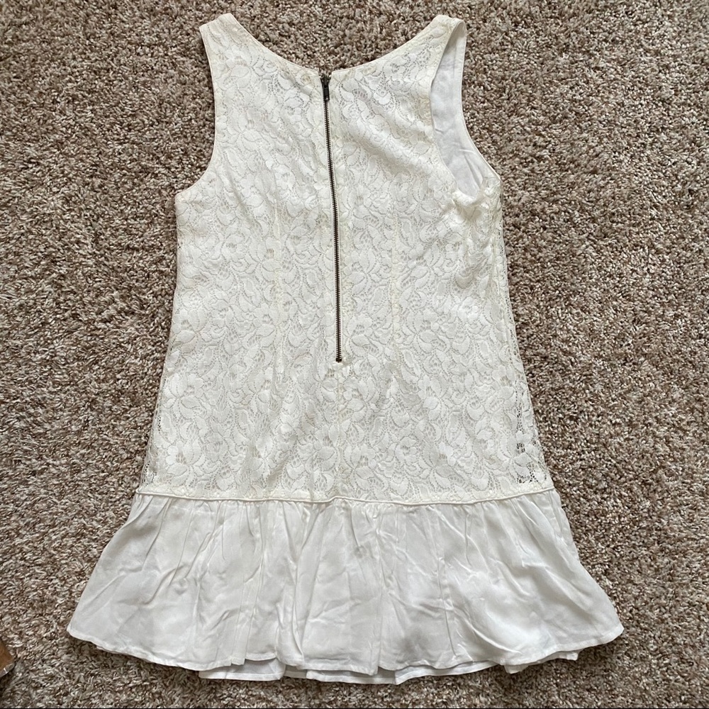 Forever 21 White Lace Skater Dress - Picture 2 of 4
